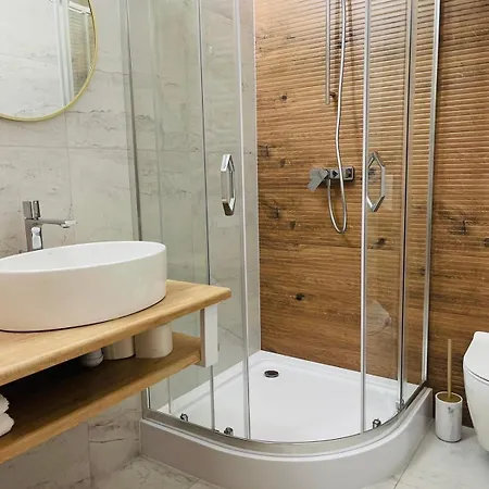 & Restauracja Kormoran 民宿 *